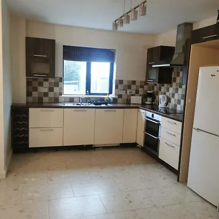 Cul Na Greine, Kilrane, Rosslare Harbour, County Wexford - 2 Bedroom Townhouse Hotel Kilrane
